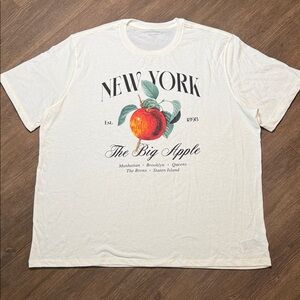Old Navy Cream New York Graphic Tee new without tags